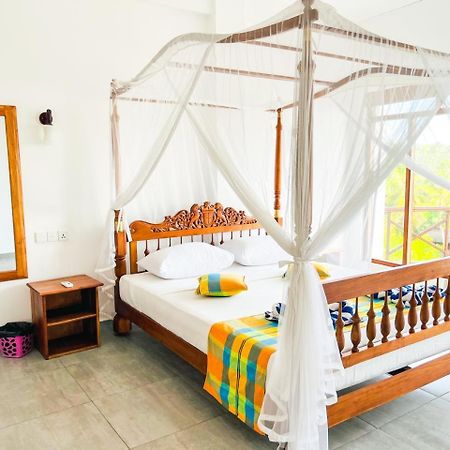 Hotel Twenty-Two Weligambay Weligama Esterno foto