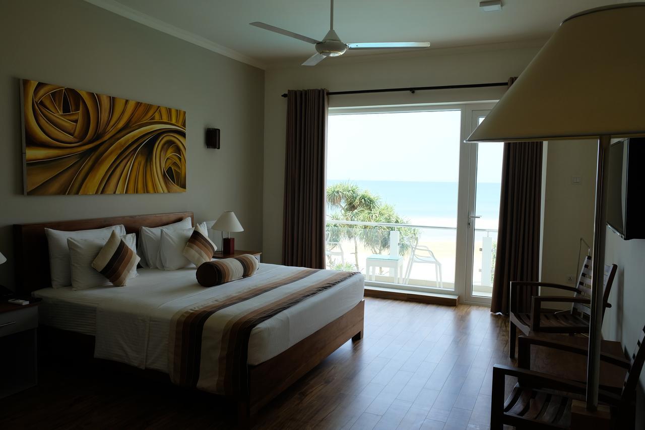 Hotel Twenty-Two Weligambay Weligama Esterno foto