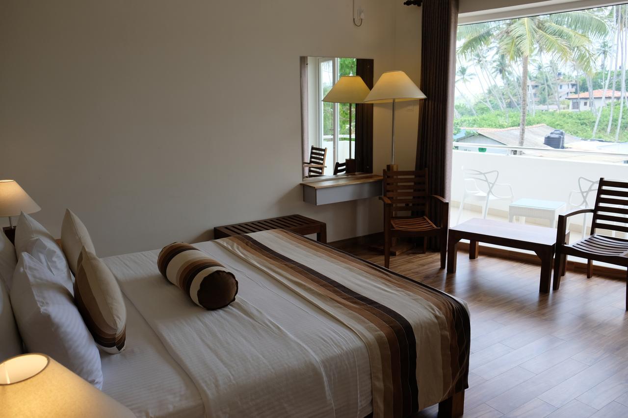 Hotel Twenty-Two Weligambay Weligama Esterno foto