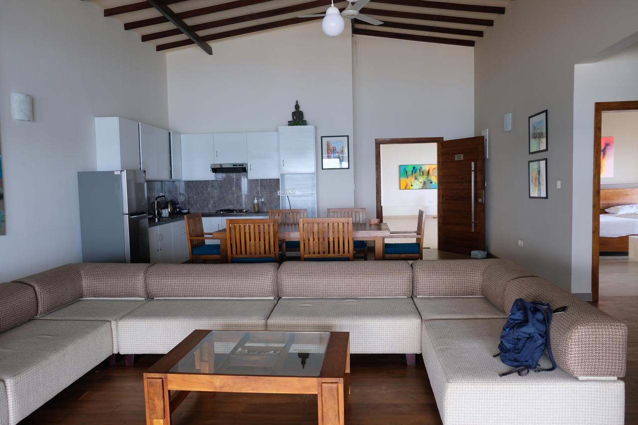 Hotel Twenty-Two Weligambay Weligama Esterno foto