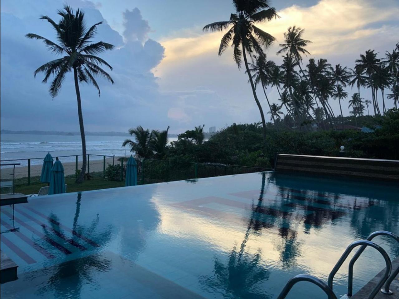 Hotel Twenty-Two Weligambay Weligama Esterno foto